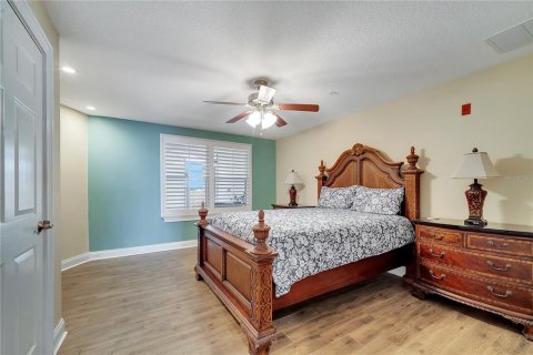 Condo in Sanford, Florida, 3 bedrooms  № 1793152 - photo 13