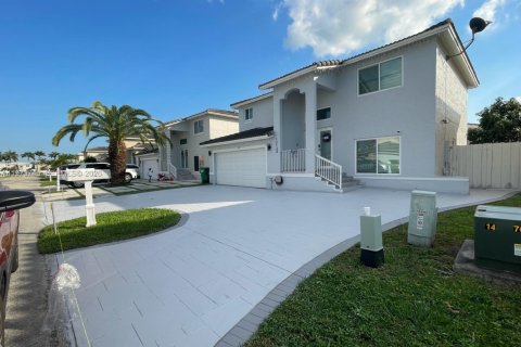 Villa ou maison à Homestead, Floride 4 chambres, 169.08 m2 № 2033349