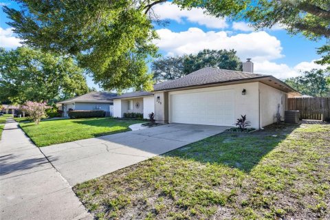 Casa en venta en Casselberry, Florida, 3 dormitorios, 140.93 m2 № 1884740 - foto 1