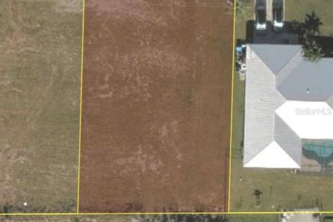 Land in Cape Coral, Florida № 2159783
