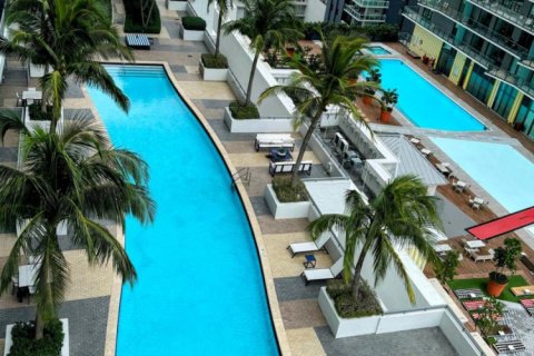 Condominio en venta en Miami, Florida, 2 dormitorios, 115.2 m2 № 1033947 - foto 1
