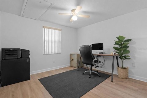 Condominio en venta en New Port Richey, Florida, 2 dormitorios, 90.58 m2 № 2166594 - foto 11
