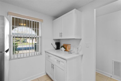 Condominio en venta en New Port Richey, Florida, 2 dormitorios, 90.58 m2 № 2166594 - foto 4