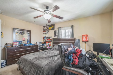 House in Clermont, Florida 5 bedrooms, 289.48 sq.m. № 1849731 - photo 15