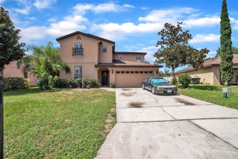 House in Clermont, Florida 5 bedrooms, 289.48 sq.m. № 1849731 - photo 1
