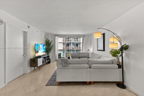 Copropriété à vendre à Miami Beach, Floride: 1 chambre, 75.07 m2 № 2041930 - photo 14