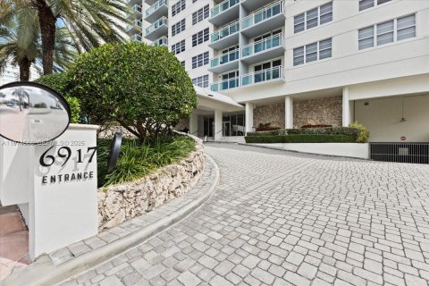 Condo à Miami Beach, Floride, 1 chambre  № 2041930