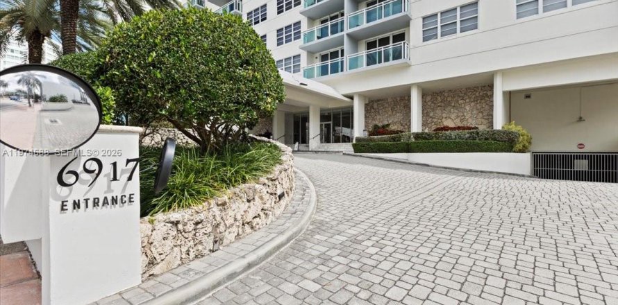 Condo à Miami Beach, Floride, 1 chambre  № 2041930