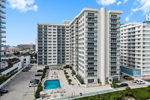 Купить кондоминиум в Майами-Бич, Флорида 1 спальня, 75.07м2, № 2041930 - фото 30