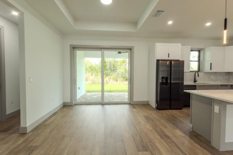 Villa ou maison à vendre à North Port, Floride: 4 chambres, 157.38 m2 № 2148259 - photo 8