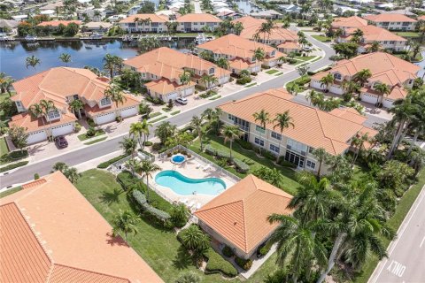 Купить кондоминиум в Пунта-Горда, Флорида 11 комнат, 187.85м2, № 2100451 - фото 12