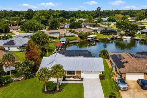House in Palm Coast, Florida 3 bedrooms, 206.61 sq.m. № 2229467 - photo 26
