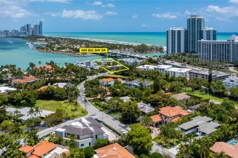 Снять в аренду кондоминиум в Бэл-Харбор, Флорида 1 спальня, 65.03м2, № 1993103 - фото 11