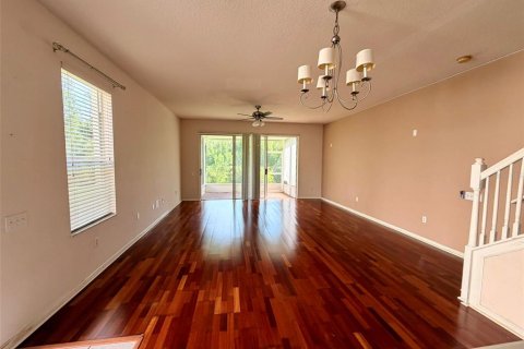Townhouse in Wesley Chapel, Florida 3 bedrooms, 143.53 sq.m. № 2225110 - photo 26