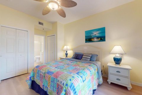 Condo in New Smyrna Beach, Florida, 3 bedrooms  № 2109080 - photo 14