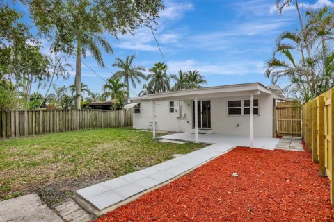 House in Oakland Park, Florida 2 bedrooms, 93.09 sq.m. № 2392131 - photo 14