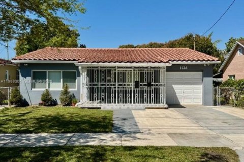 Villa ou maison à louer à Miami, Floride: 3 chambres, 223.24 m2 № 2050443 - photo 27