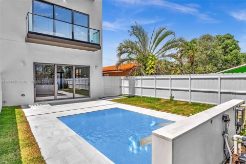 Copropriété à vendre à Miami, Floride: 4 chambres № 1714895 - photo 24