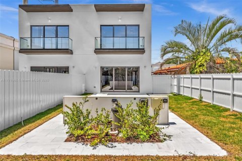 Copropriété à vendre à Miami, Floride: 4 chambres № 1714895 - photo 23
