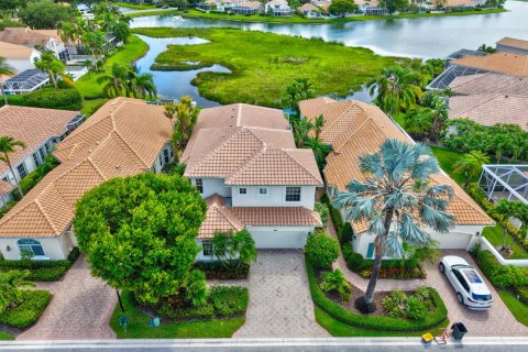 House in Palm Beach Gardens, Florida 5 bedrooms, 282.33 sq.m. № 2088147 - photo 6