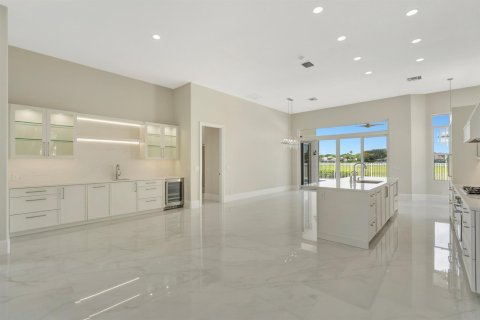 House in Palm Beach Gardens, Florida 5 bedrooms, 282.33 sq.m. № 2088147 - photo 24