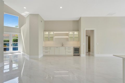 House in Palm Beach Gardens, Florida 5 bedrooms, 282.33 sq.m. № 2088147 - photo 20