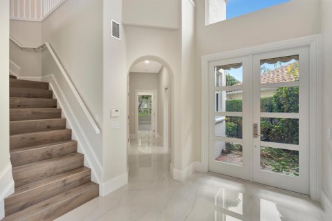 House in Palm Beach Gardens, Florida 5 bedrooms, 282.33 sq.m. № 2088147 - photo 12