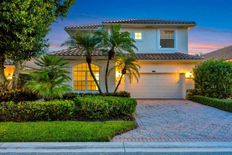 House in Palm Beach Gardens, Florida 5 bedrooms, 282.33 sq.m. № 2088147