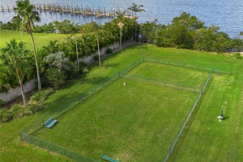 Condo in Fort Myers, Florida, 2 bedrooms  № 1420736 - photo 5