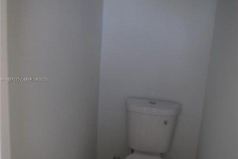 Villa ou maison à vendre à Lehigh Acres, Floride: 3 chambres № 1987985 - photo 28