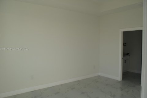 Villa ou maison à vendre à Lehigh Acres, Floride: 3 chambres № 1987985 - photo 23