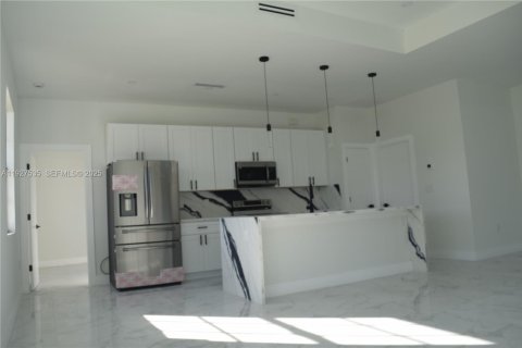 Villa ou maison à vendre à Lehigh Acres, Floride: 3 chambres № 1987985 - photo 14