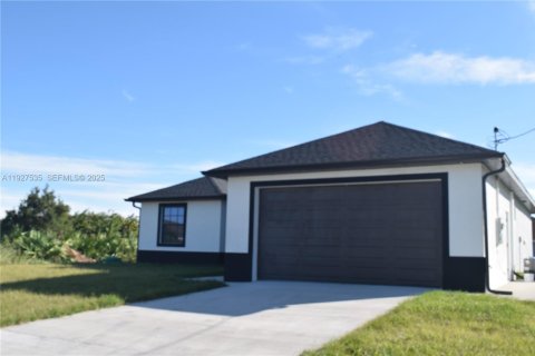 Villa ou maison à vendre à Lehigh Acres, Floride: 3 chambres № 1987985 - photo 3