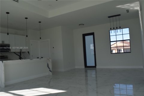 Villa ou maison à vendre à Lehigh Acres, Floride: 3 chambres № 1987985 - photo 15