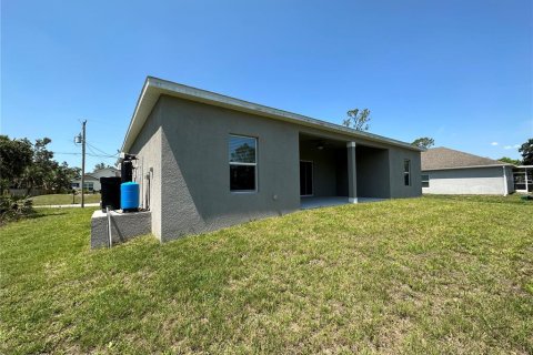 Casa en alquiler en North Port, Florida, 3 dormitorios, 148.64 m2 № 1844334 - foto 2