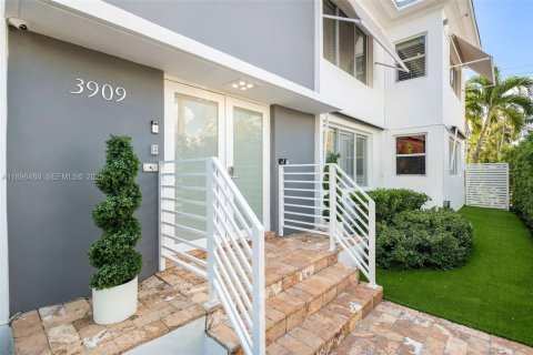 Immobilier commercial à vendre à Miami Beach, Floride № 2060121 - photo 29