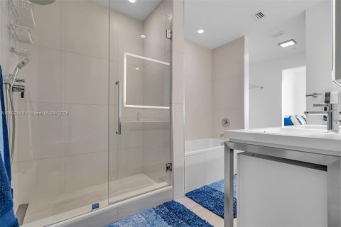 Copropriété à vendre à Sunrise, Floride: 3 chambres, 117.24 m2 № 1947201 - photo 25