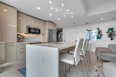 Copropriété à vendre à Sunrise, Floride: 3 chambres, 117.24 m2 № 1947201 - photo 5