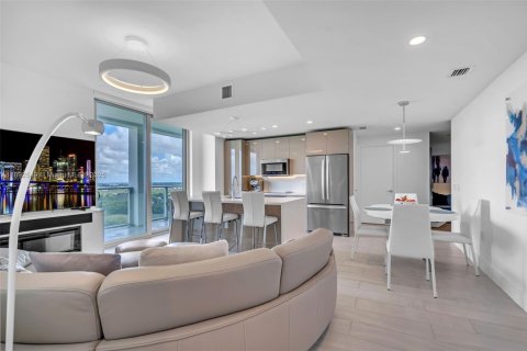 Copropriété à vendre à Sunrise, Floride: 3 chambres, 117.24 m2 № 1947201 - photo 11