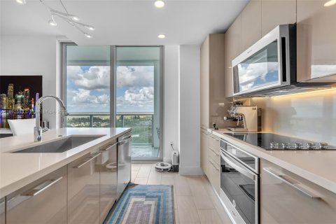 Copropriété à vendre à Sunrise, Floride: 3 chambres, 117.24 m2 № 1947201 - photo 8