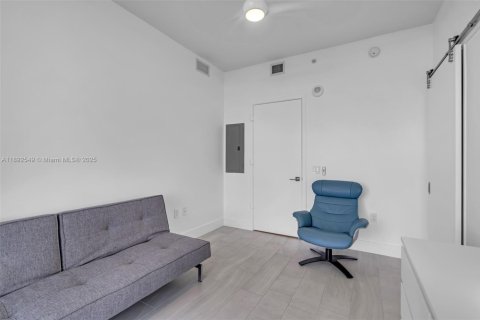 Copropriété à vendre à Sunrise, Floride: 3 chambres, 117.24 m2 № 1947201 - photo 18