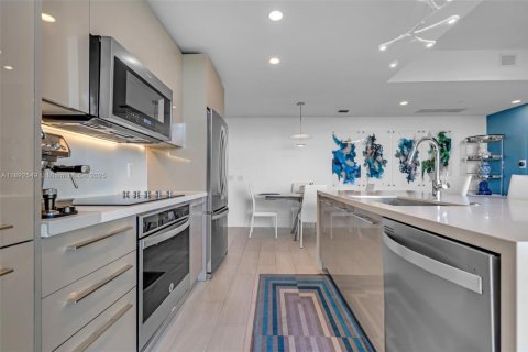 Copropriété à vendre à Sunrise, Floride: 3 chambres, 117.24 m2 № 1947201 - photo 7