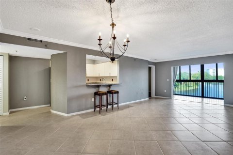 Condo in Pompano Beach, Florida, 2 bedrooms № 2081746 - photo 28