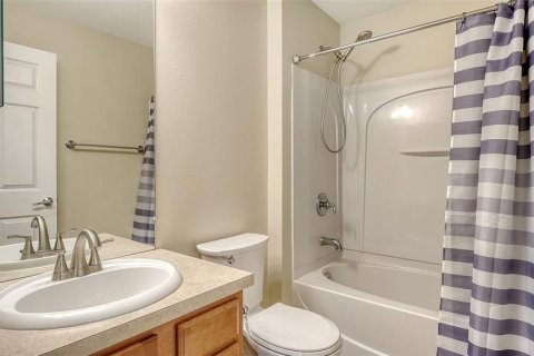 House in Parrish, Florida 3 bedrooms, 135.64 sq.m. № 1886419 - photo 28