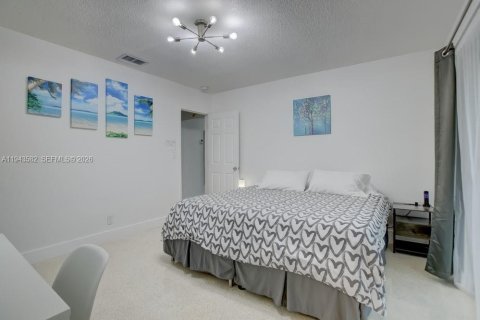 Propiedad comercial en venta en Fort Lauderdale, Florida, 180.69 m2 № 2000794 - foto 24