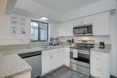 Propiedad comercial en venta en Fort Lauderdale, Florida, 180.69 m2 № 2000794 - foto 17