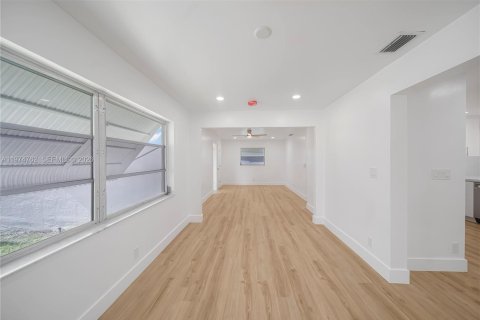 Купить виллу или дом в Бойнтон-Бич, Флорида 3 спальни, 150.87м2, № 2042951 - фото 22