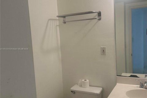 Купить кондоминиум в Санни-Айлс-Бич, Флорида 1 спальня, 92.9м2, № 1971332 - фото 4