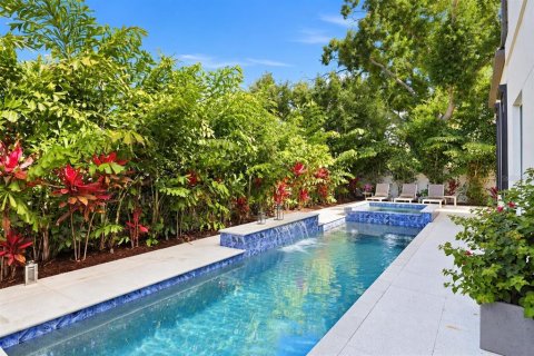 Casa en venta en Sarasota, Florida, 5 dormitorios, 338.16 m2 № 2387369 - foto 8