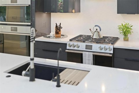 Casa en venta en Sarasota, Florida, 5 dormitorios, 338.16 m2 № 2387369 - foto 27